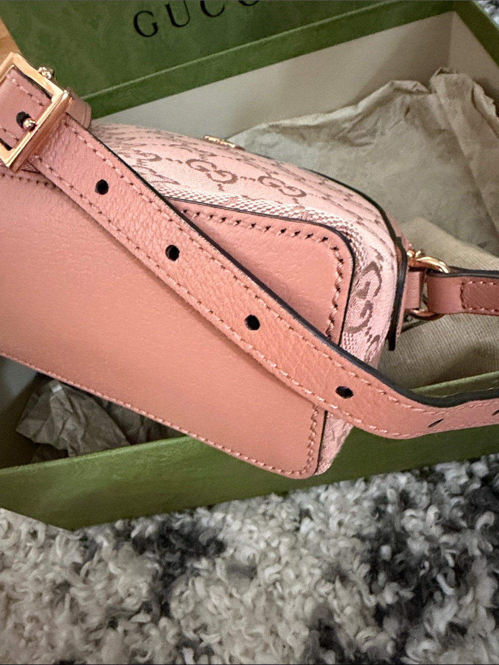 Gucci Pink GG Canvas Crossbody Bag with Gold Hardware - Picture 9 of 16